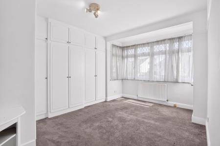 3 bedroom Semi-detached house for sale in The Chase, Wallington, SM6