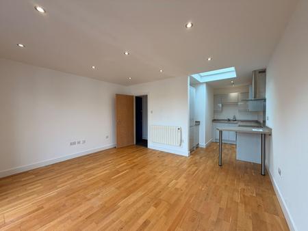 Addington Road, Croydon, CR2
