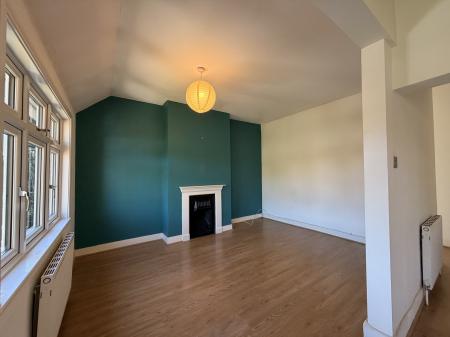 1 bedroom Maisonette to let in Norman Road, Sutton, SM1