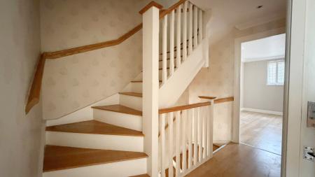 4 bedroom Town house for sale in Wingfield Court, Banstead, SM7