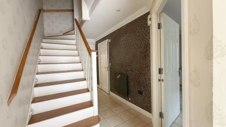 4 bedroom Town house for sale in Wingfield Court, Banstead, SM7