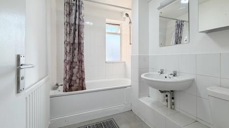 1 bedroom Flat for sale in Wellesley Road, Sutton, SM2