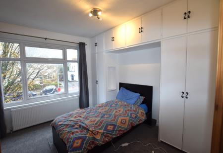 2 bedroom Terraced House to let in High Street, London Colney, St Albans, AL2