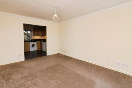 1 bedroom Flat to let in Hedges Close, Hatfield, AL10