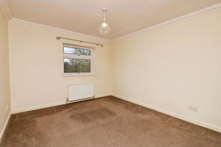 1 bedroom Flat to let in Hedges Close, Hatfield, AL10