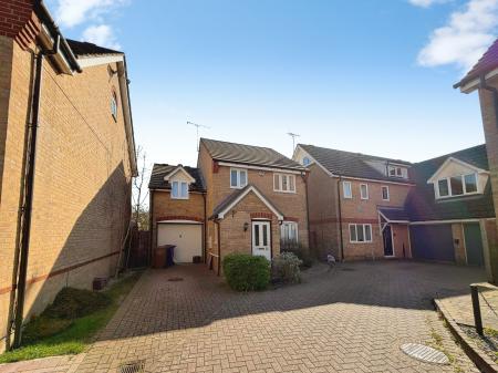 Lomond Way, Stevenage, SG1