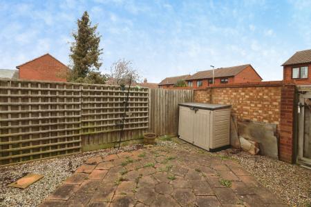 2 bedroom Semi-detached house to let in Larkins Close, Baldock, SG7