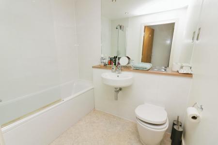2 bedroom Flat to let in Woolners Way, Stevenage, SG1