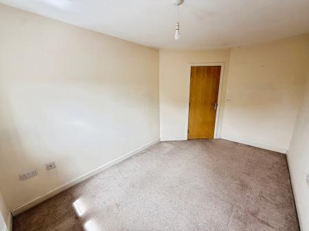 2 bedroom Flat to let in Mendip Way, Great Ashby, Stevenage, SG1