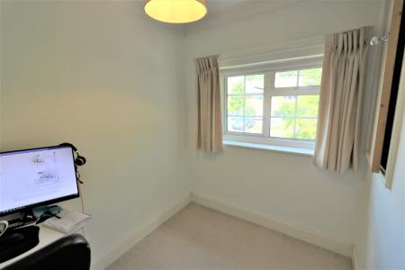 3 bedroom End of terrace house to let in Longfields, Stevenage, SG2