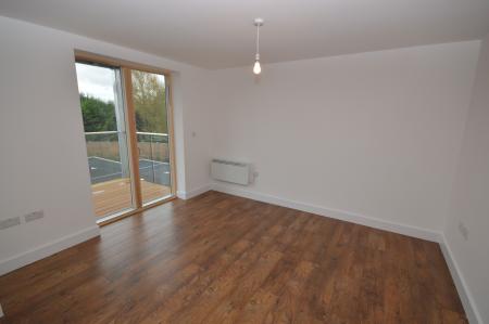 1 bedroom Flat to let in Drakes Drive, Stevenage, SG2