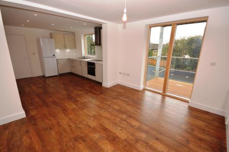 1 bedroom Flat to let in Drakes Drive, Stevenage, SG2