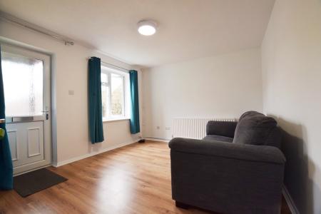 1 bedroom Terraced House to let in Aldbury Close, St Albans, AL4