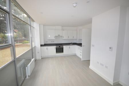 1 bedroom Flat to let in Newsom Place, Hatfield Road, St Albans, AL1