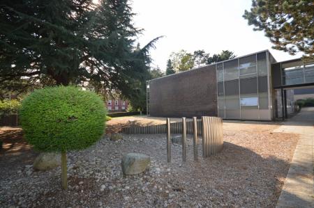 1 bedroom Flat to let in Newsom Place, Hatfield Road, St Albans, AL1