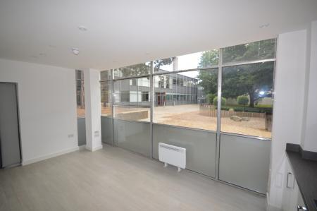 1 bedroom Flat to let in Newsom Place, Hatfield Road, St Albans, AL1