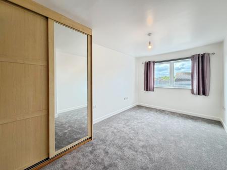 2 bedroom Flat to let in Admiral Drive, Stevenage, SG1