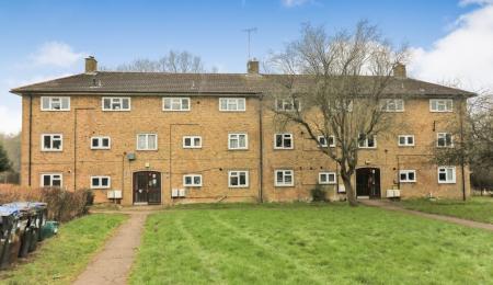 Thistle Grove, Welwyn Garden City, AL7