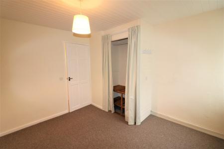 1 bedroom Flat to let in Thistle Grove, Welwyn Garden City, AL7