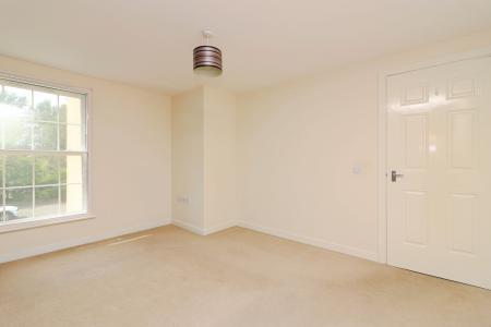 2 bedroom Flat to let in Merrifield Court, Welwyn Garden City, AL7