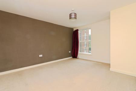 2 bedroom Flat to let in Merrifield Court, Welwyn Garden City, AL7