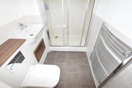 2 bedroom Flat to let in Hedley Road, St Albans, AL1