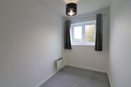 2 bedroom Flat to let in Kerr Close, Knebworth, SG3