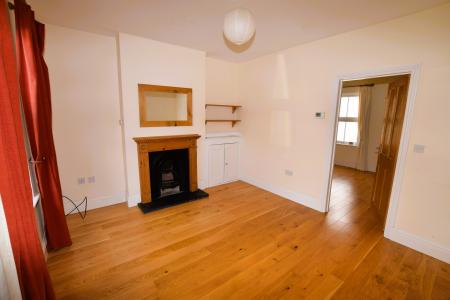 2 bedroom Terraced House to let in Culver Road, St Albans, AL1