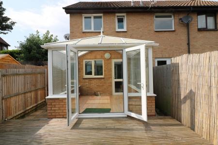 2 bedroom Semi-detached house to let in The Paddocks, Codicote, SG4