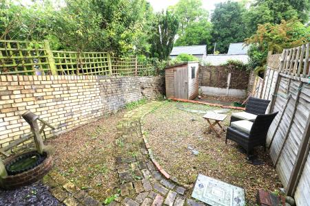 1 bedroom Flat to let in High Street, Ashwell, SG7