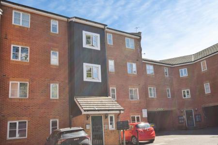London Road, Apsley, HP3