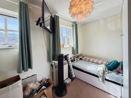 2 bedroom Terraced House to let in Page Close, Baldock, SG7