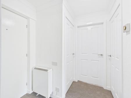 1 bedroom Flat for sale in Holly Mount, Laurel Road, West Park, WA10