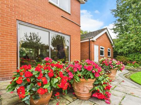 5 bedroom Detached house for sale in Albany Avenue, Prescot, L34