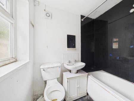 2 bedroom Terraced House for sale in Allanson Street, Parr, St Helens, WA9