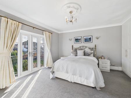 4 bedroom Detached house for sale in Bleak Hill Road, Windle, St Helens, WA10