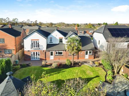 4 bedroom Detached house for sale in Bleak Hill Road, Windle, St Helens, WA10