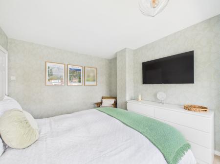 3 bedroom Semi-detached house for sale in Braeside Crescent, Billinge, WN5