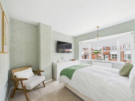 3 bedroom Semi-detached house for sale in Braeside Crescent, Billinge, WN5