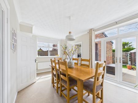 3 bedroom Semi-detached house for sale in Braeside Crescent, Billinge, WN5