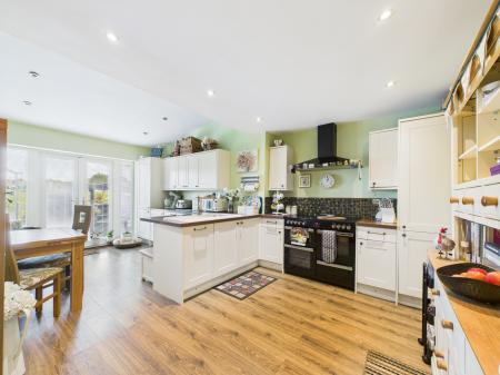 2 bedroom Semi-detached house for sale in Brookside Way, St Helens, WA11