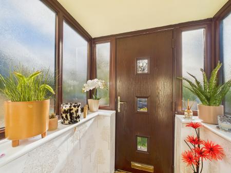 2 bedroom Semi-detached house for sale in Brookside Way, St Helens, WA11