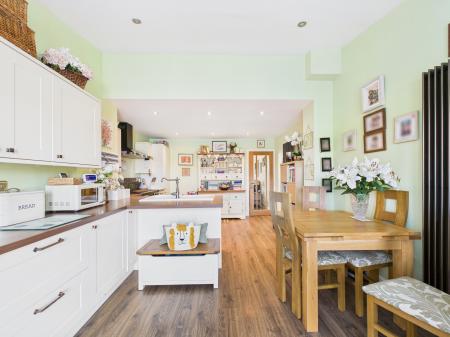 2 bedroom Semi-detached house for sale in Brookside Way, St Helens, WA11