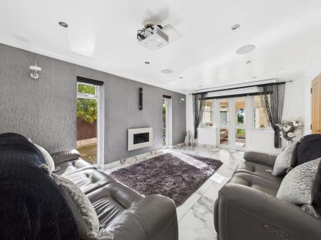 4 bedroom Detached house for sale in Calday Grove, St Helens, WA11