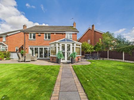 4 bedroom Detached house for sale in Calday Grove, St Helens, WA11