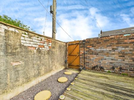 2 bedroom End of terrace house for sale in Chapel Street, Haydock, WA11