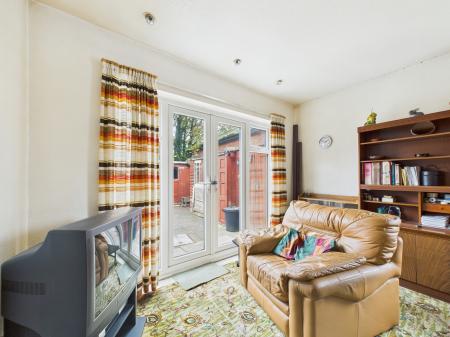 6 bedroom Semi-detached house for sale in Clipsley Lane, Haydock, WA11