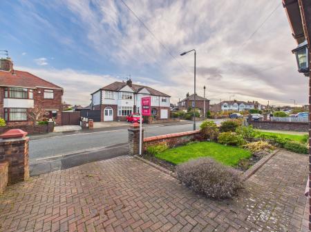 3 bedroom Semi-detached house for sale in Daresbury Road, Eccleston, St Helens, WA10