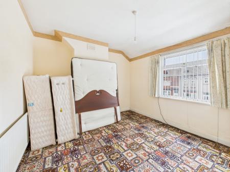 3 bedroom Semi-detached house for sale in Doulton Street, West Park, St Helens, WA10