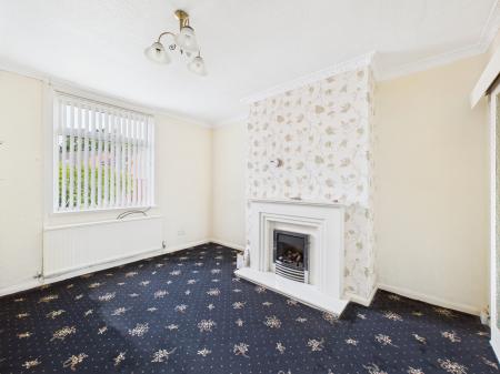 3 bedroom Semi-detached house for sale in Doulton Street, West Park, St Helens, WA10